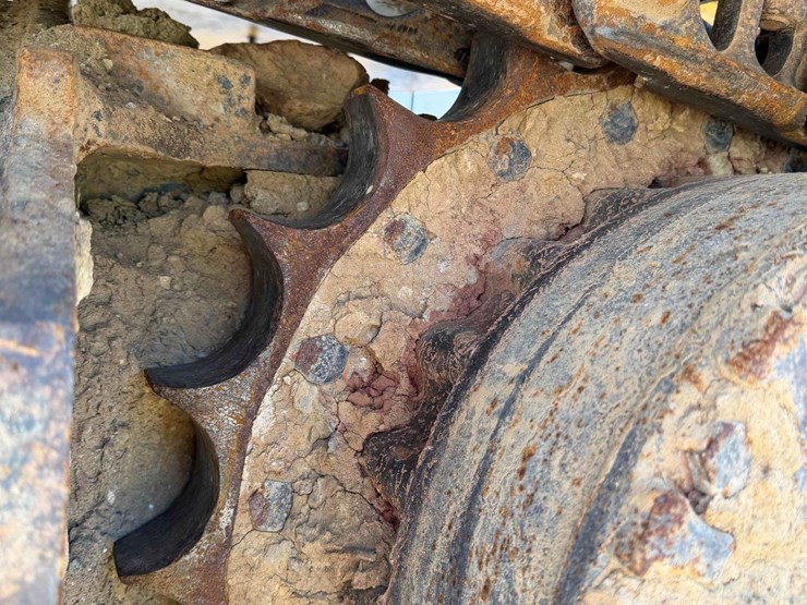 komatsu-pc210-lc-image-14