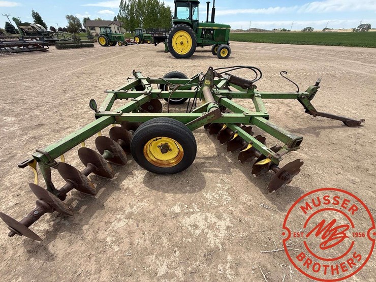 10'-john-deere-tandem-disk-image-2