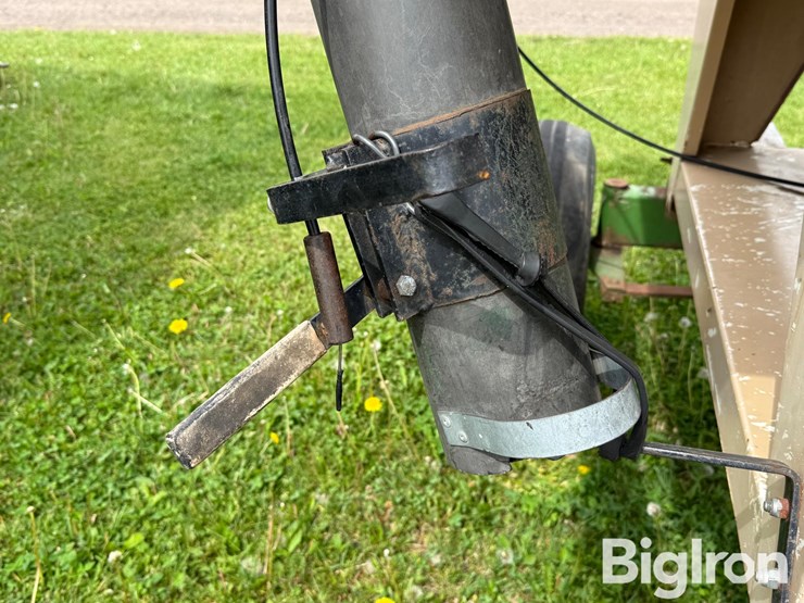 john-deere-1065a-image-19
