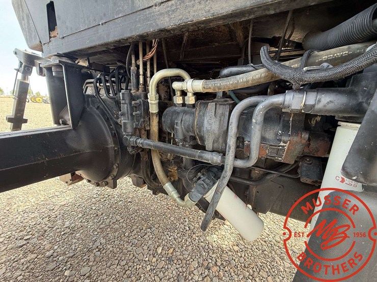 case-ih-7140-image-11