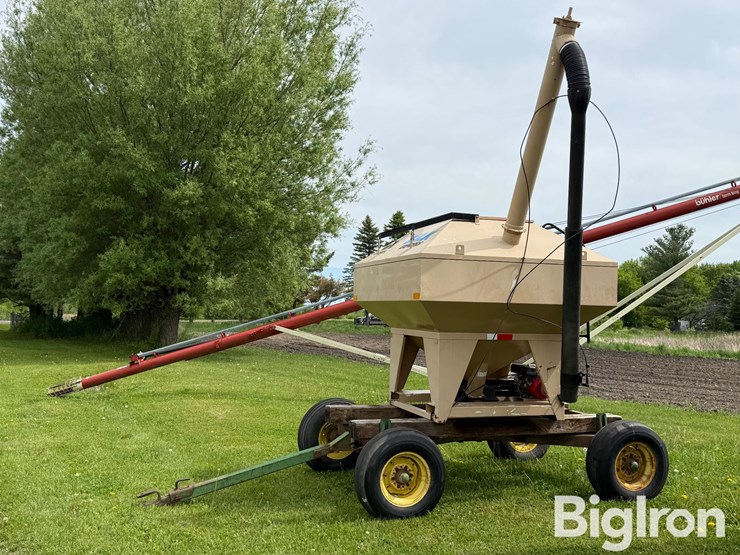 john-deere-1065a-image-1