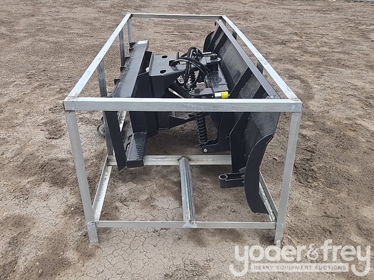 unused-jct-84"-snow/-dozer-blade-to-suit-skidsteer-image-6