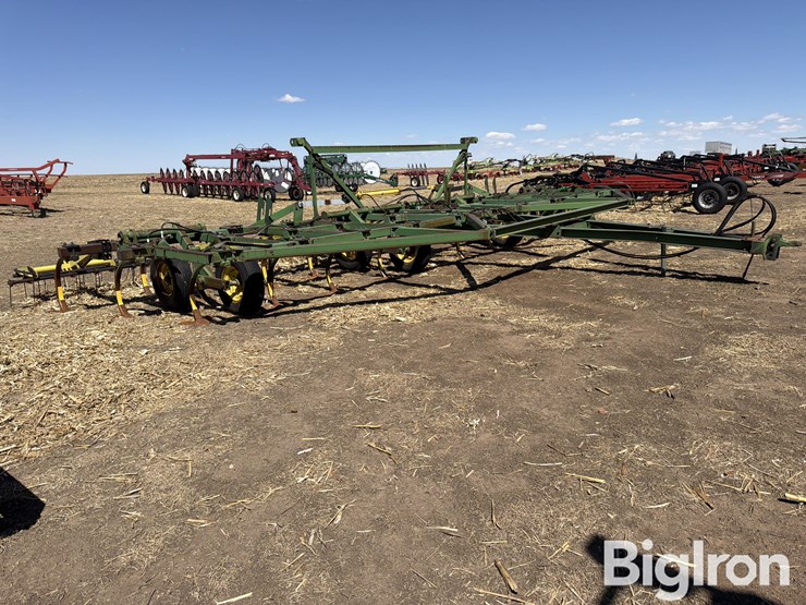 john-deere-36-image-3