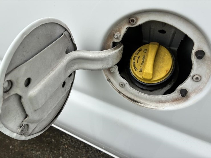 2012-utility-van-image-6