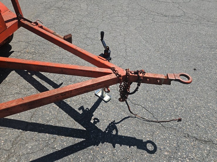 trafcon-tow-behind-arrow-board-image-13