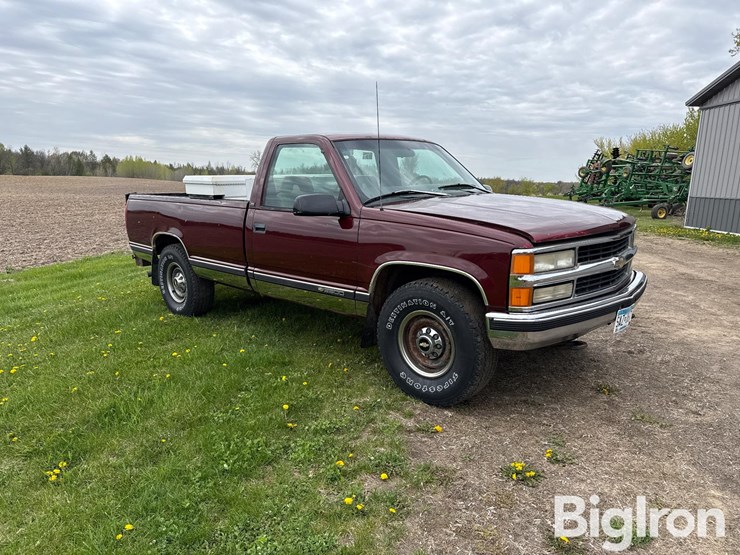 1997-chevrolet-c2500-2wd-pickup-image-3