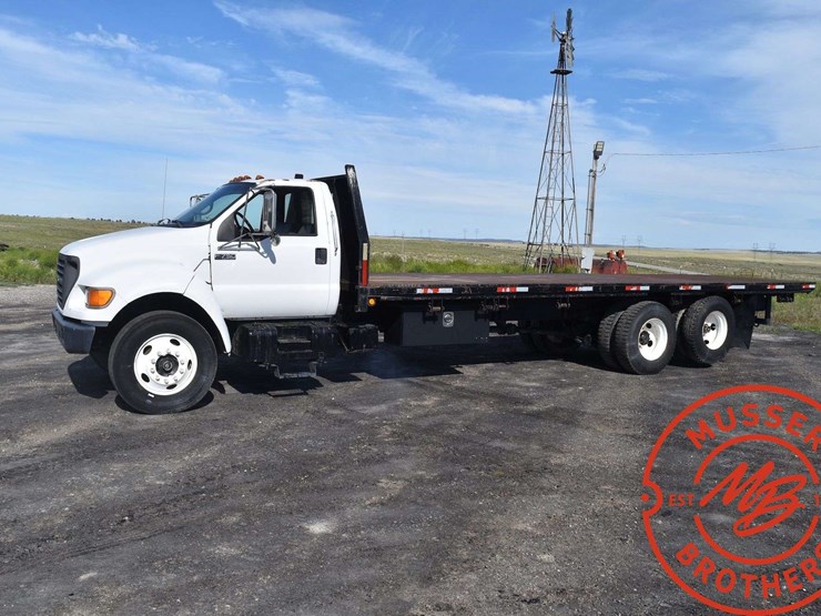 2002-ford-f750-image-3