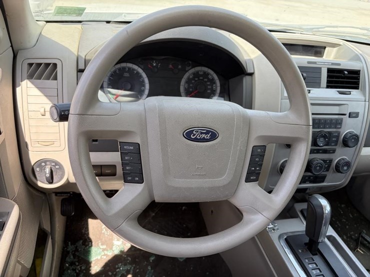 2008-ford-escape-hybrid-image-14