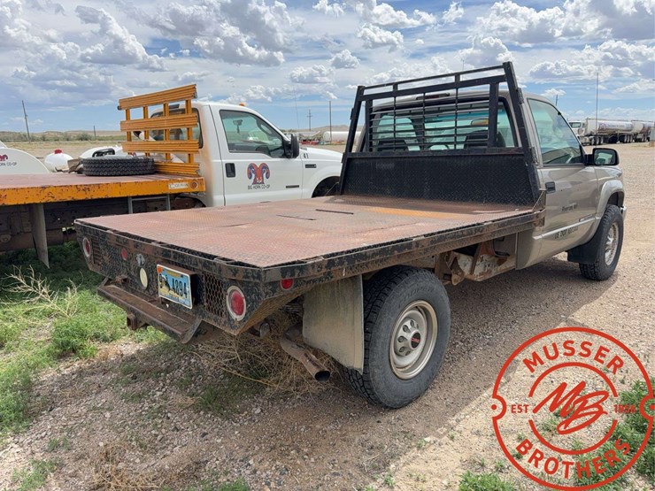 1999-gmc-2500-image-5