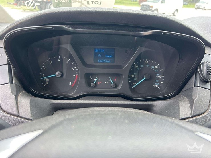 2016-ford-transit-image-16