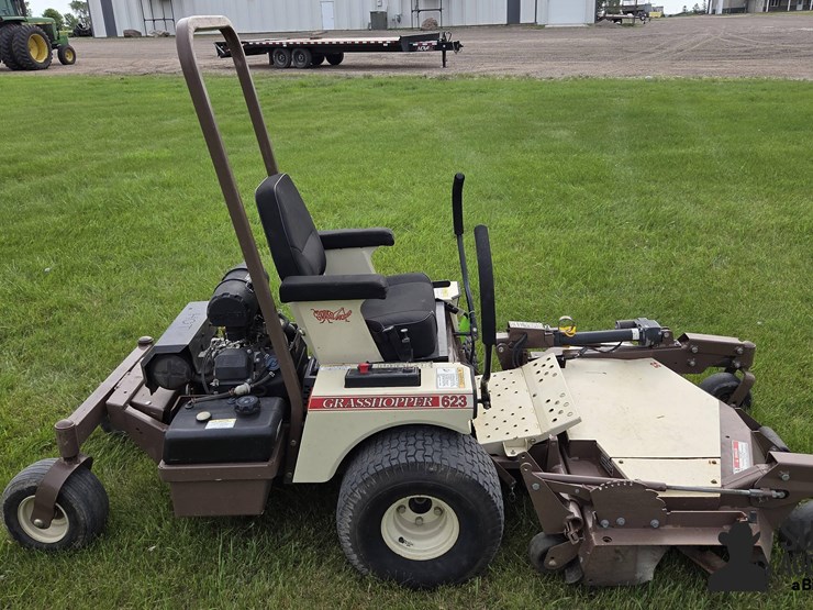 2015-grasshopper-623t-image-4