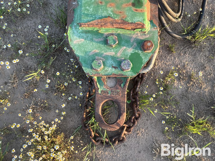 2014-john-deere-2620-image-9