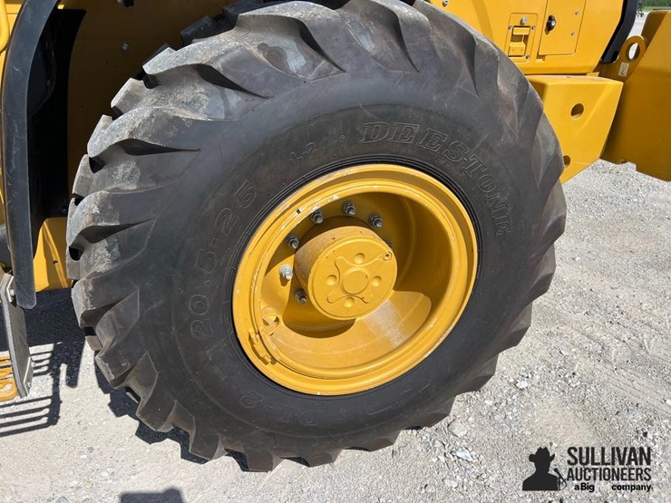 2022-caterpillar-920-image-11