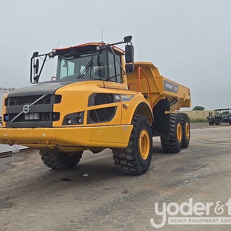 2023 VOLVO A25G
