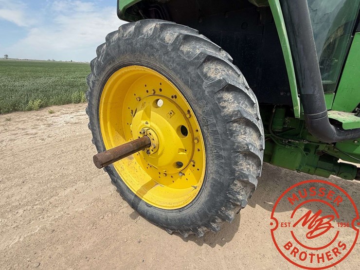 1992-john-deere-4960-image-13