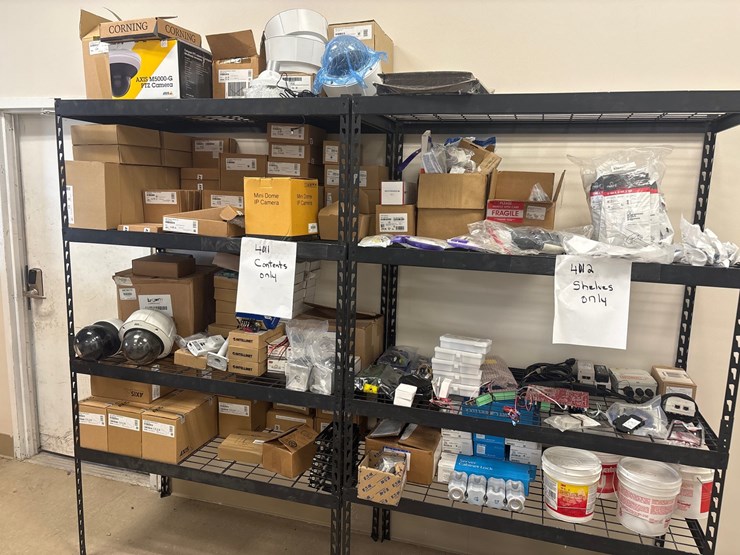 #4010-•-shelving-unit-and-contents-image-14