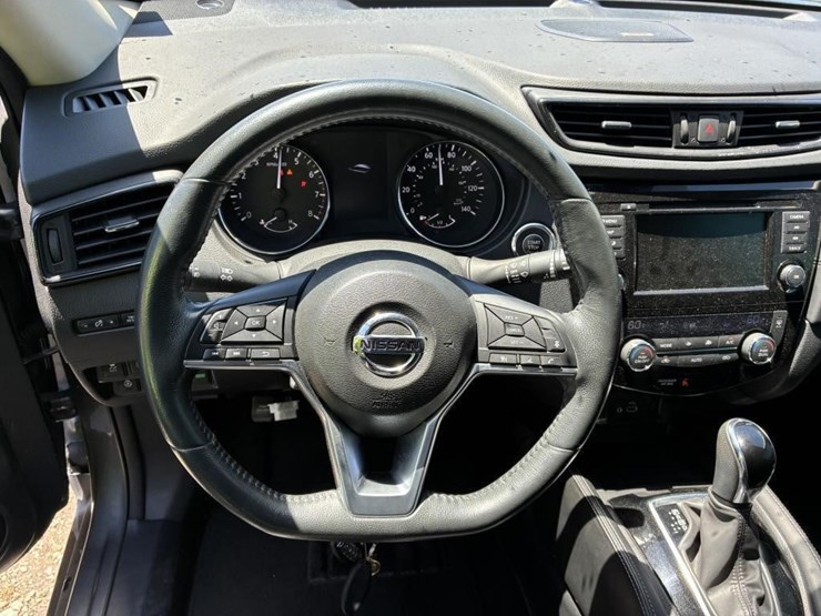 2018-nissan-rogue-image-14