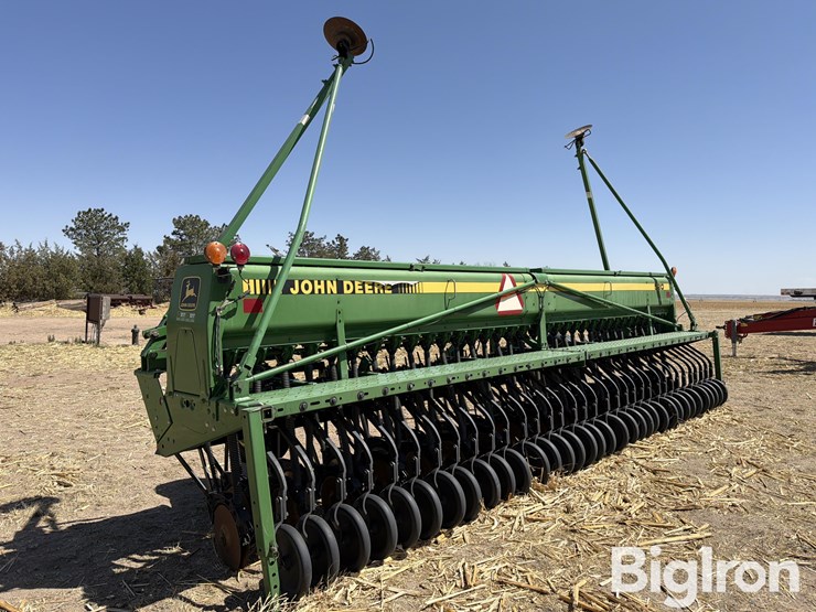 john-deere-520-image-7