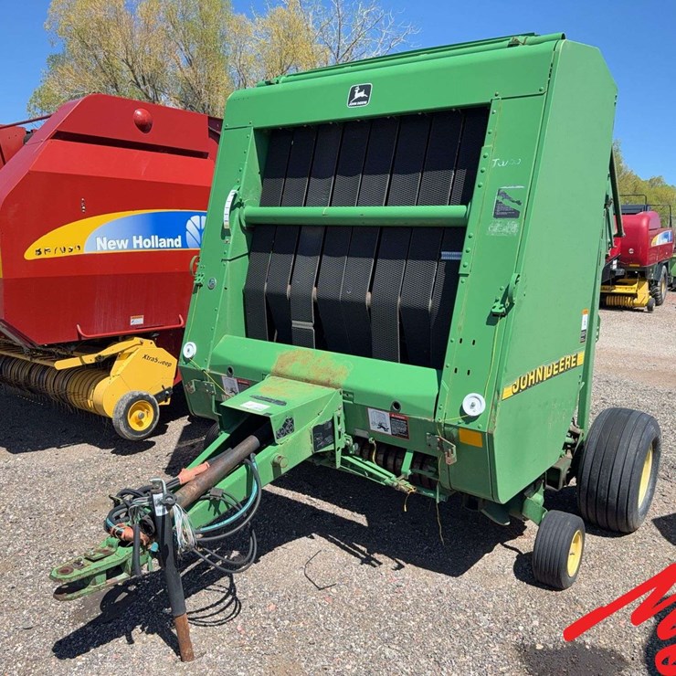 JOHN DEERE 566