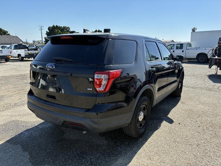 2018-ford-explorer-police-interceptor-image-3