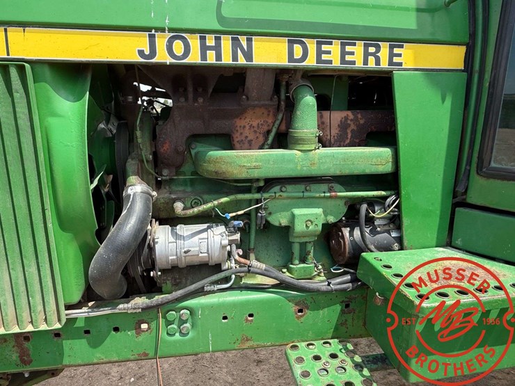 1981-john-deere-4440-image-6