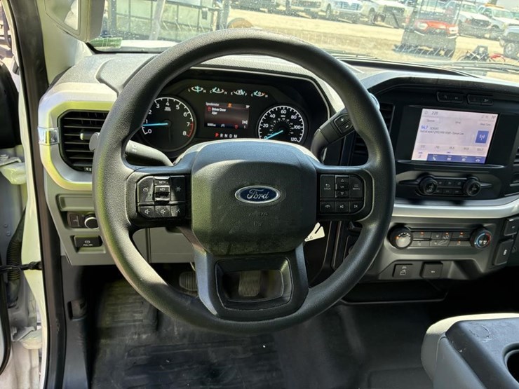 2021-ford-f150-image-13