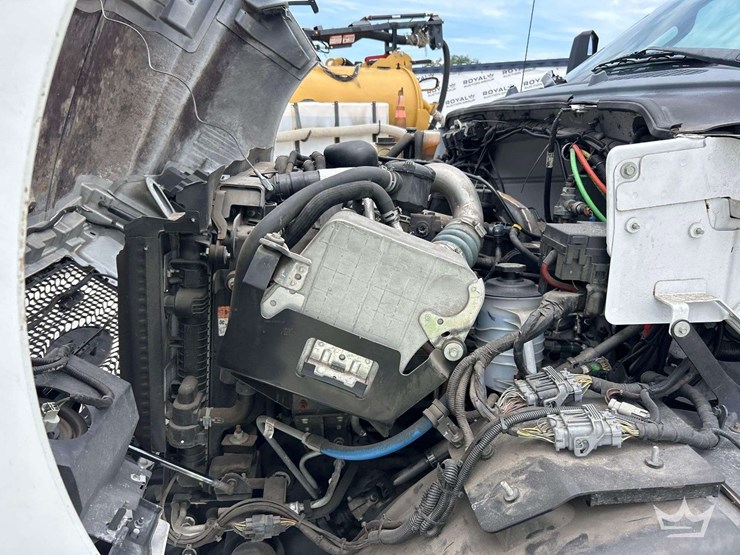 2019-ford-f750-image-10