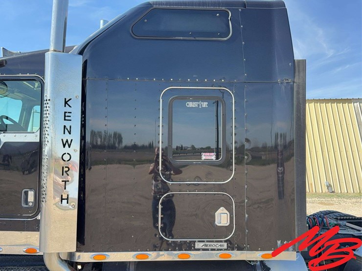 2005-kenworth-w900-image-59