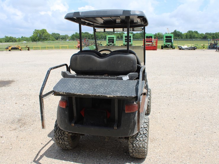 #2303-•-club-car-golf-cart-image-4