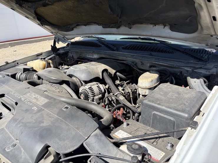 2003-chevrolet-silverado-2500-image-7