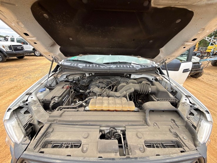 2017-ford-f150-image-19