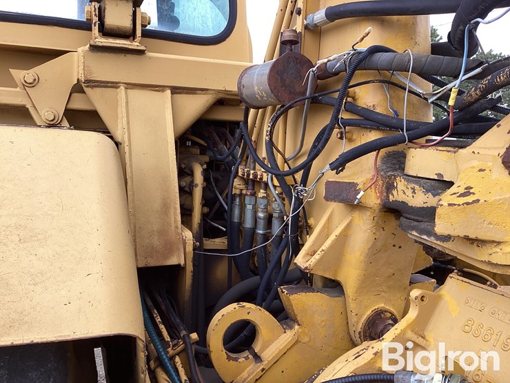 1970-caterpillar-613-image-13