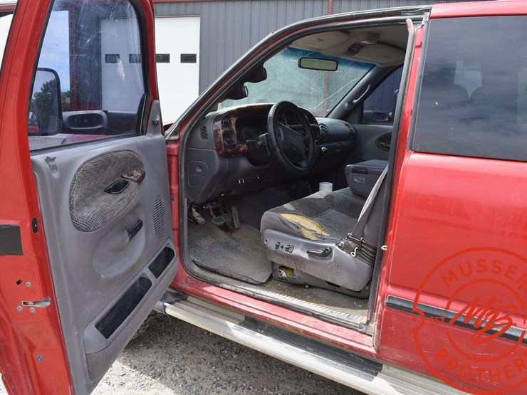 1998-dodge-ram-2500-image-26