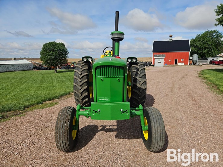 1961-john-deere-4010-image-2