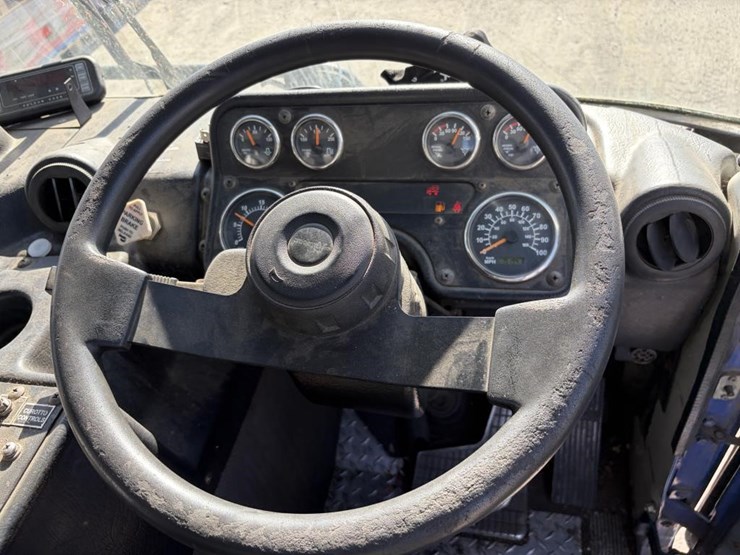 2013-autocar-xpeditor-image-17