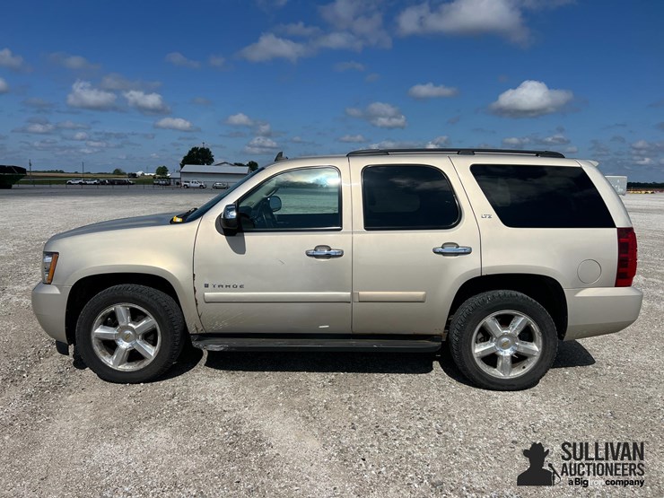 2008-chevrolet-tahoe-ltz-image-8