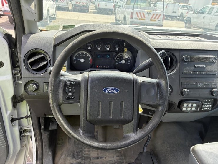 2011-ford-f250-sd-image-13