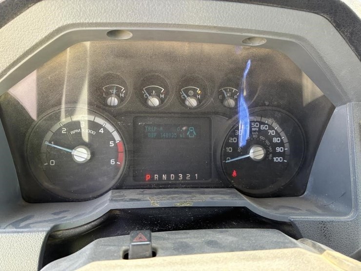 2012-ford-f550-image-18