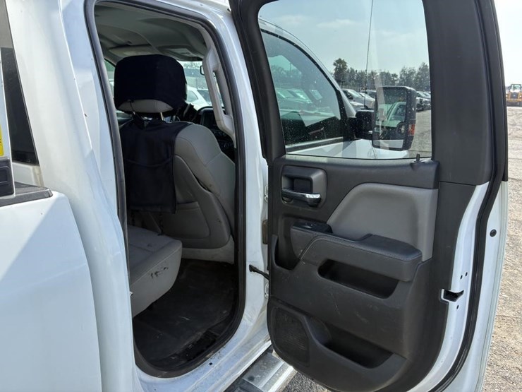 2015-gmc-3500hd-image-11
