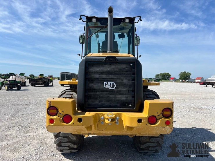 2022-caterpillar-920-image-6
