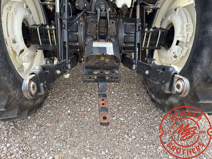 2017-new-holland-ts6.140-image-13