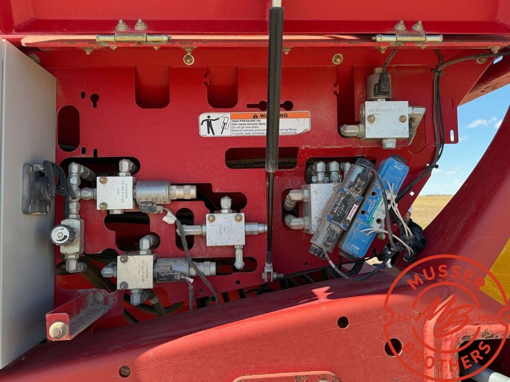 spudnik-8210-10-row-specialty-planter-image-12