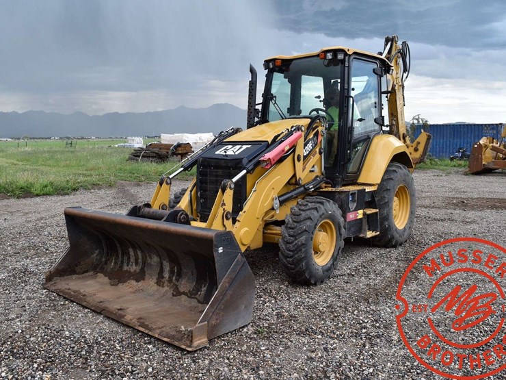 2016-caterpillar-420f2-it-image-1