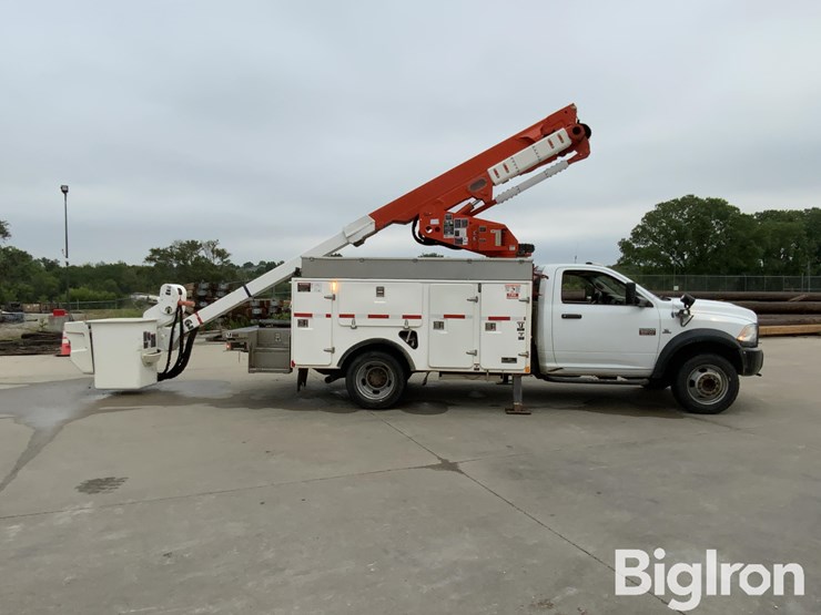 2012-dodge-ram-5500-image-4