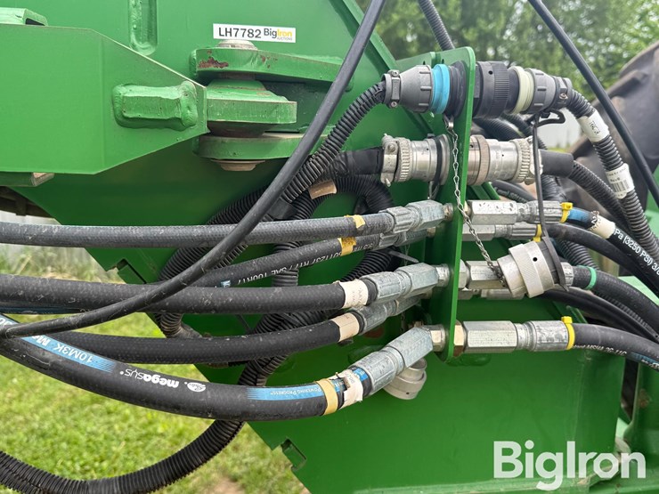 2013-john-deere-1790-ccs-image-12