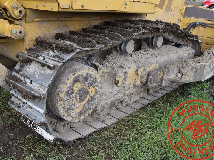 2010-caterpillar-d7e-image-24