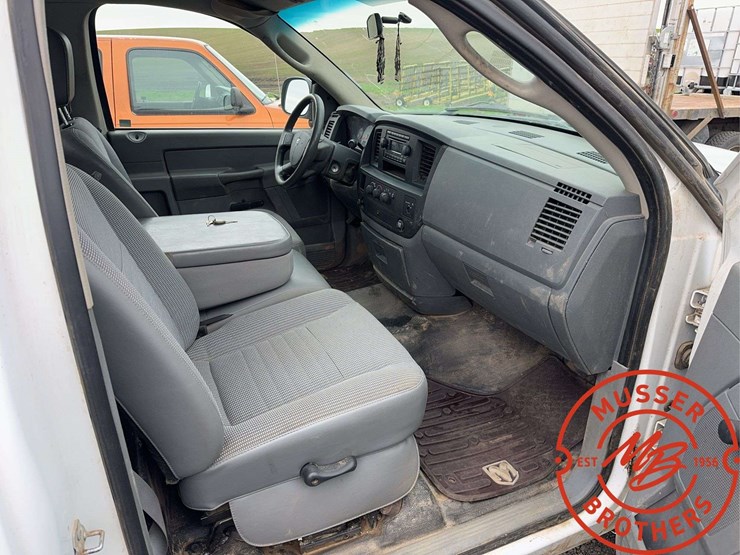2008-dodge-ram-2500-image-17