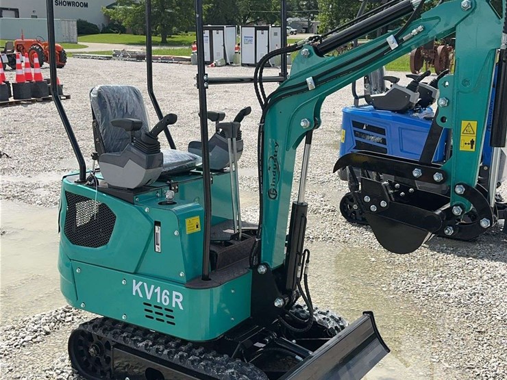 cfg-industrial-kv16r-mini-excavator-image-6