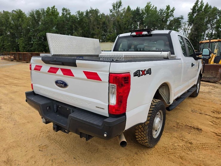 2019-ford-f250-image-3