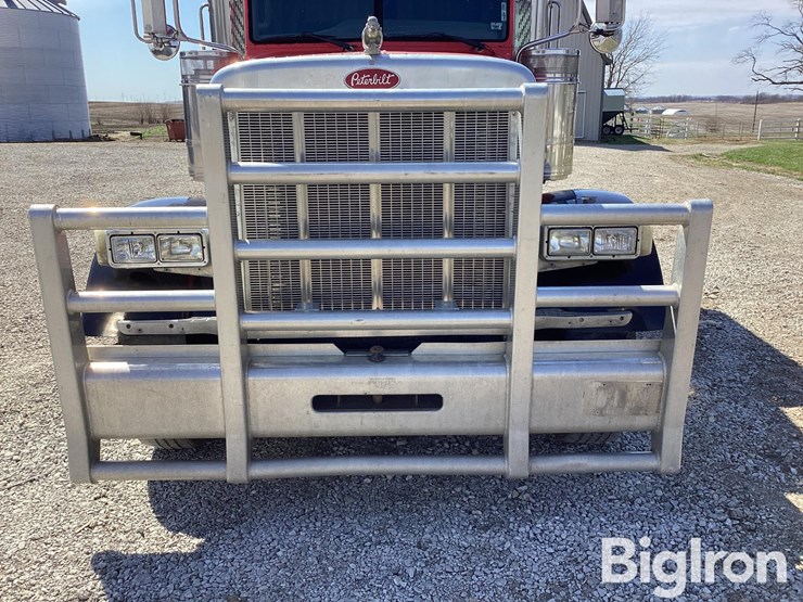 2006-peterbilt-379-image-10